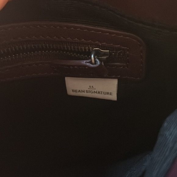 100% Leather Purse - Picture 6 of 12